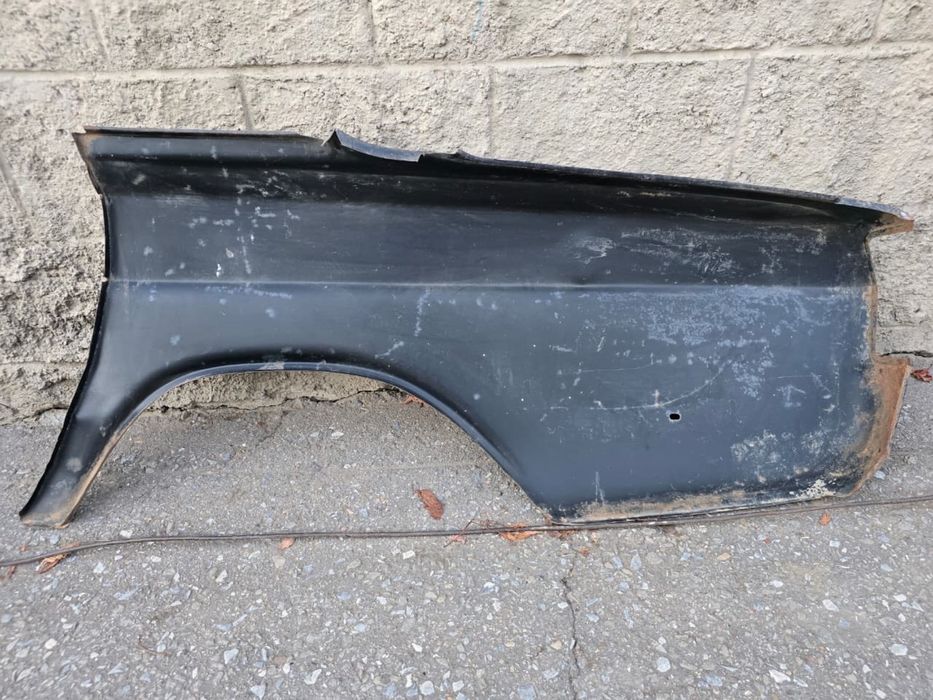 Крыло заднее правое ГАЗ 24 Волга