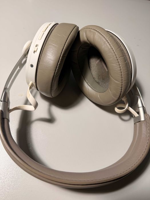 Casti Sennheiser Momentum 3 - Sandy White