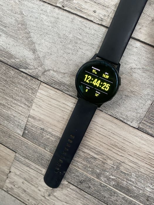 Часы samsung galaxy watch actic sport 2