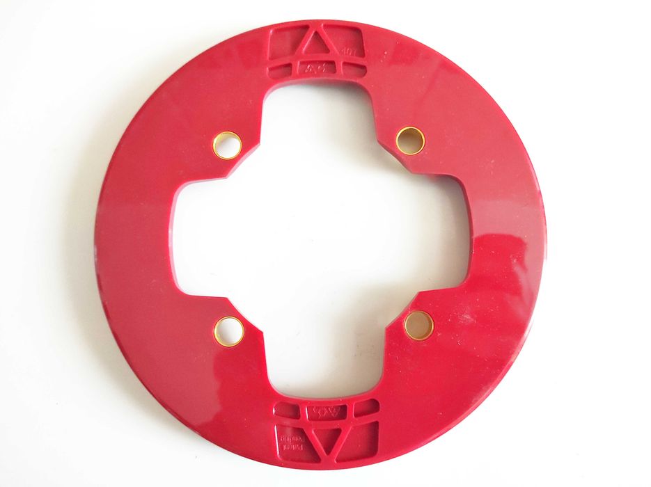 Bashguard Ethirteen Turbocharger 36-40T 104 BCD rosu nou