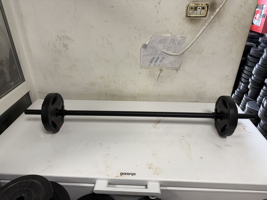 Haltera noua made in Germany, pret promo 100 lei saptamana asta.