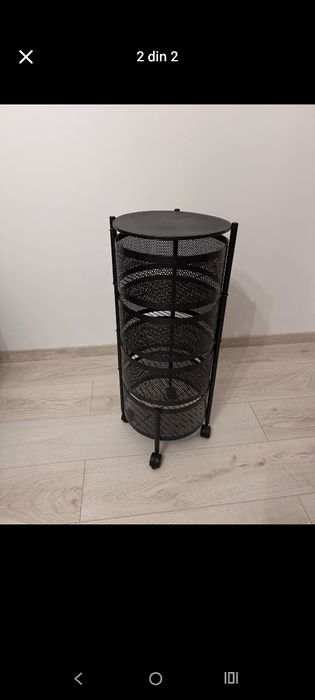 Vând raft metalic rotativ / coș legume
