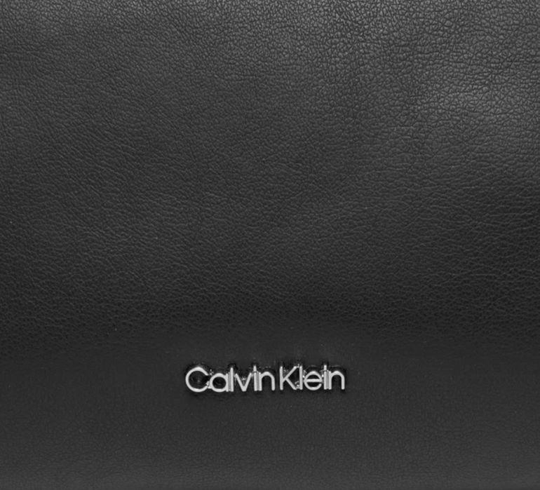 Дамска чанта Calvin Klein