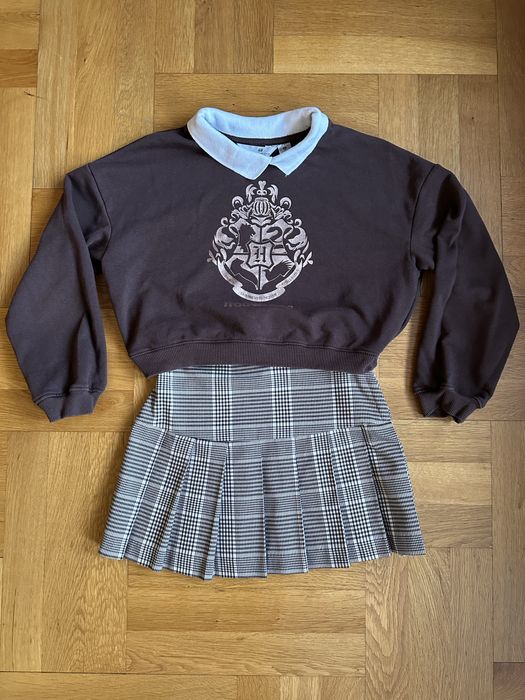 Пуловер Hogwarts и пола от H&M