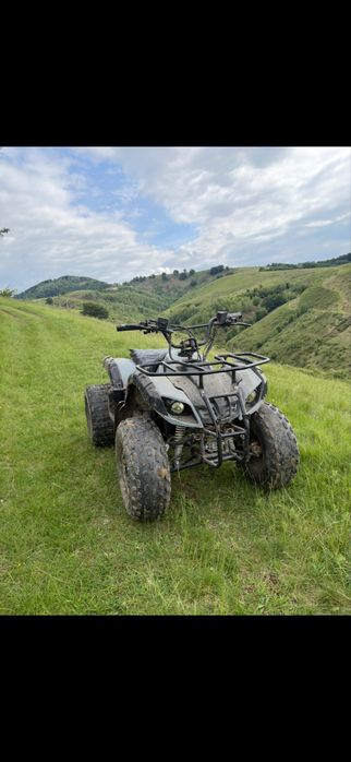 Vand doua atv uri 125cc