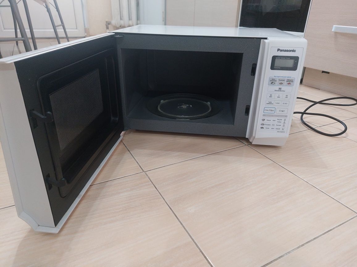 Микроволновка Panasonic