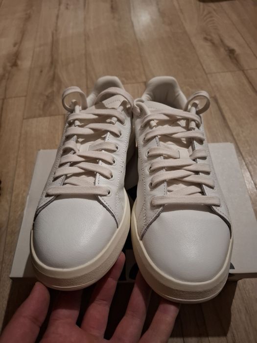 Adidas Advantage Premium, piele