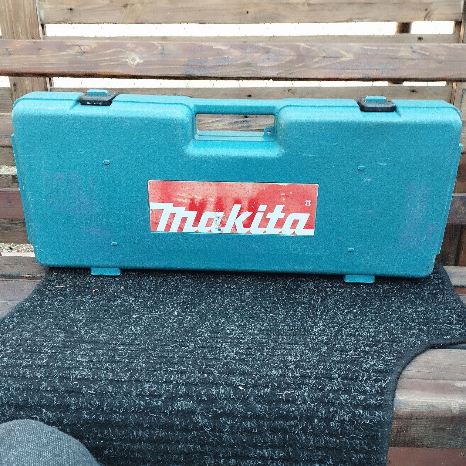 Саблен Трион MAKITA JR3060T