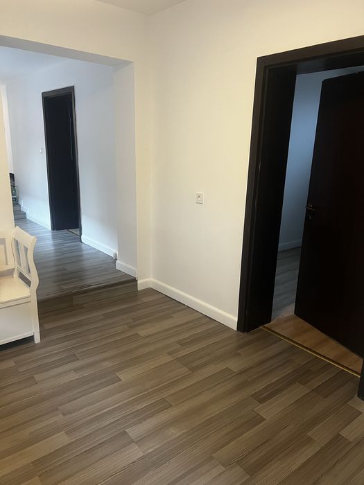 Inchiriez casa 4/6 persoane Targ Craciun pret avantajos (