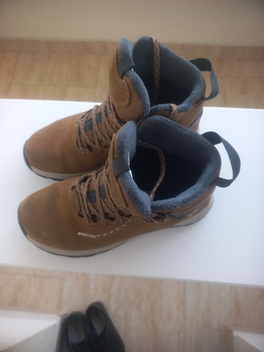 Vând ghete iarna, piele naturala nr 38