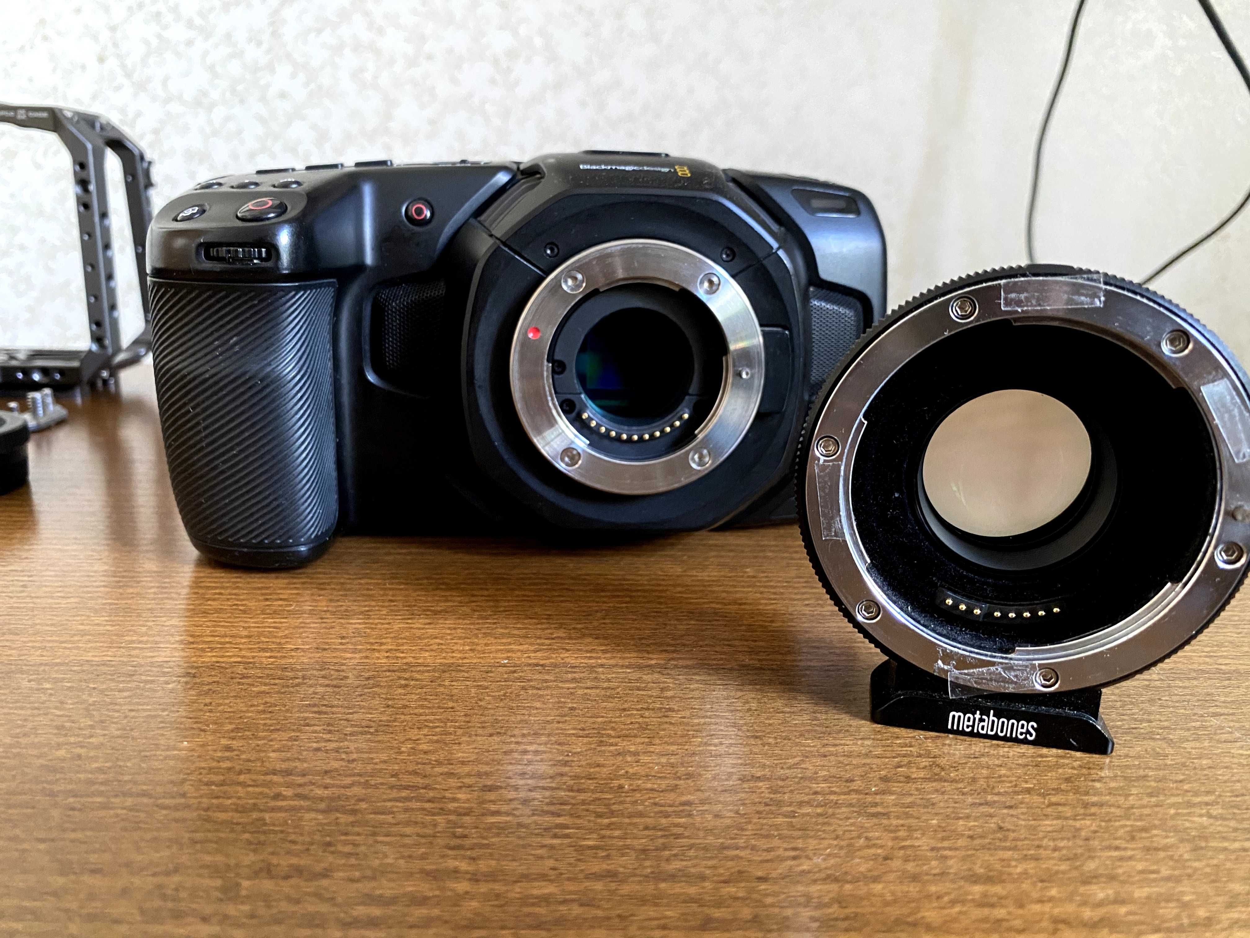Blackmagic Design Pocket Cinema Camera 4K + Sigma 18-35