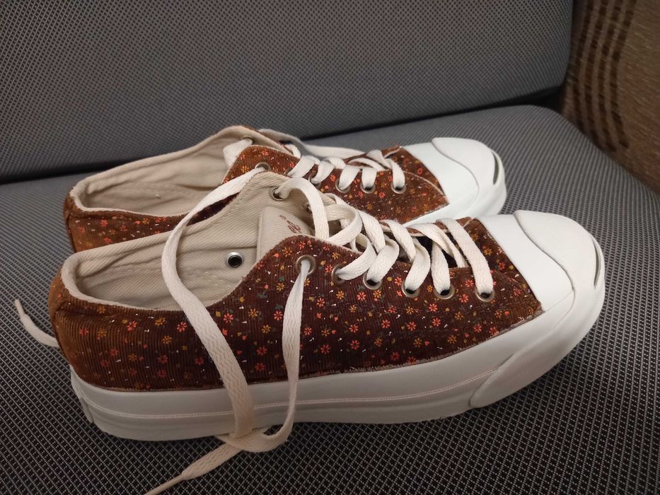 Tenesi Converse dama