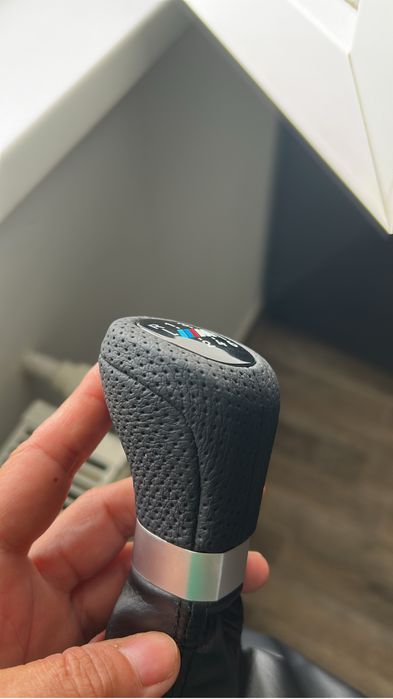nuca schimbator bmw M pack cu manson