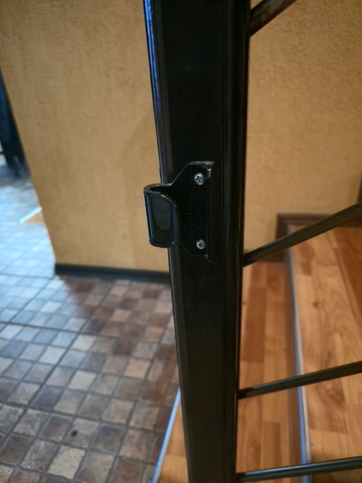 Poartă de siguranță retractabila