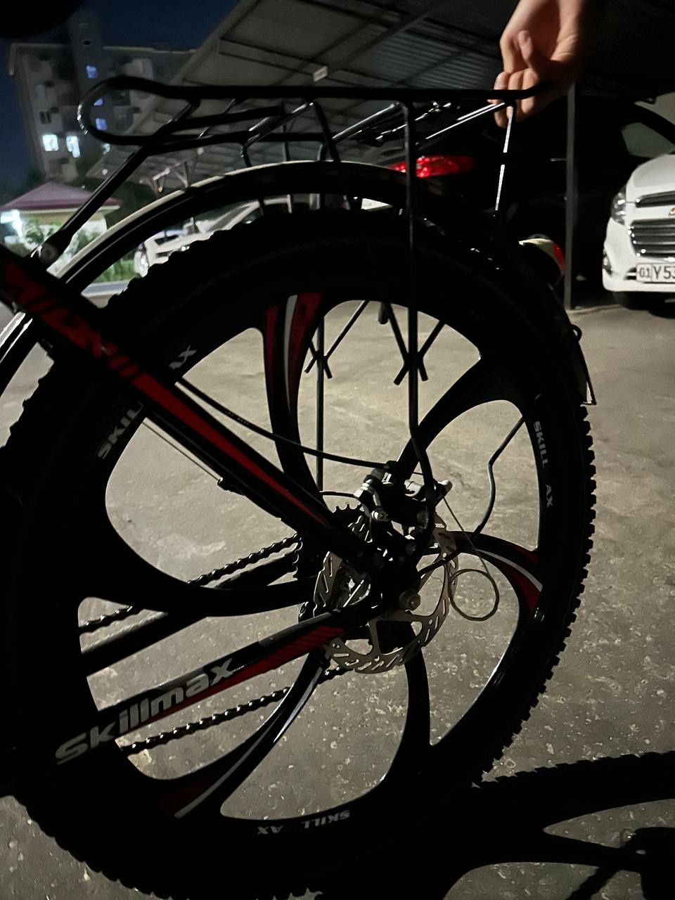 Velosiped skilmax sotiladi