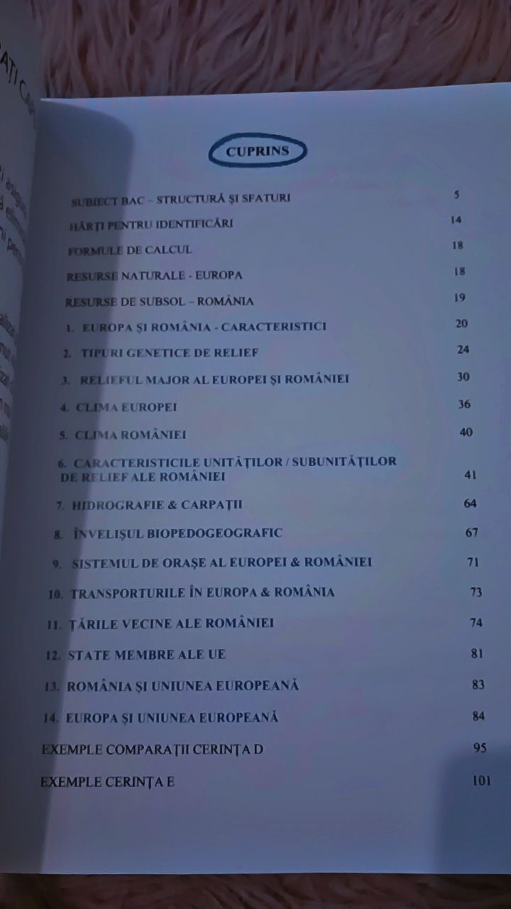 Vând cărți la geografie și matematică de la bacacademia