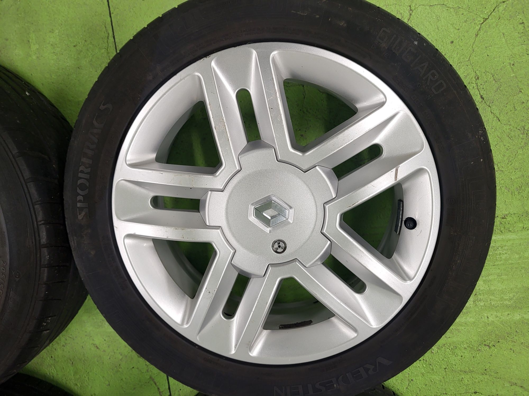 17 4x100 Renault лети джанти 4х100 рено