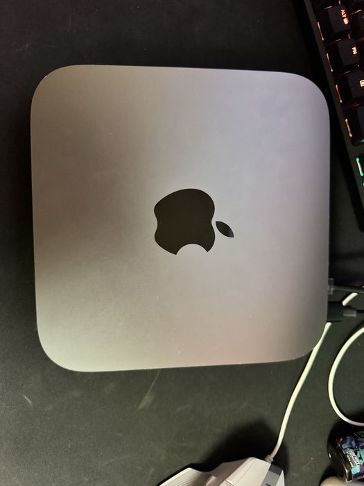 Mac mini 2018 i5 32ram