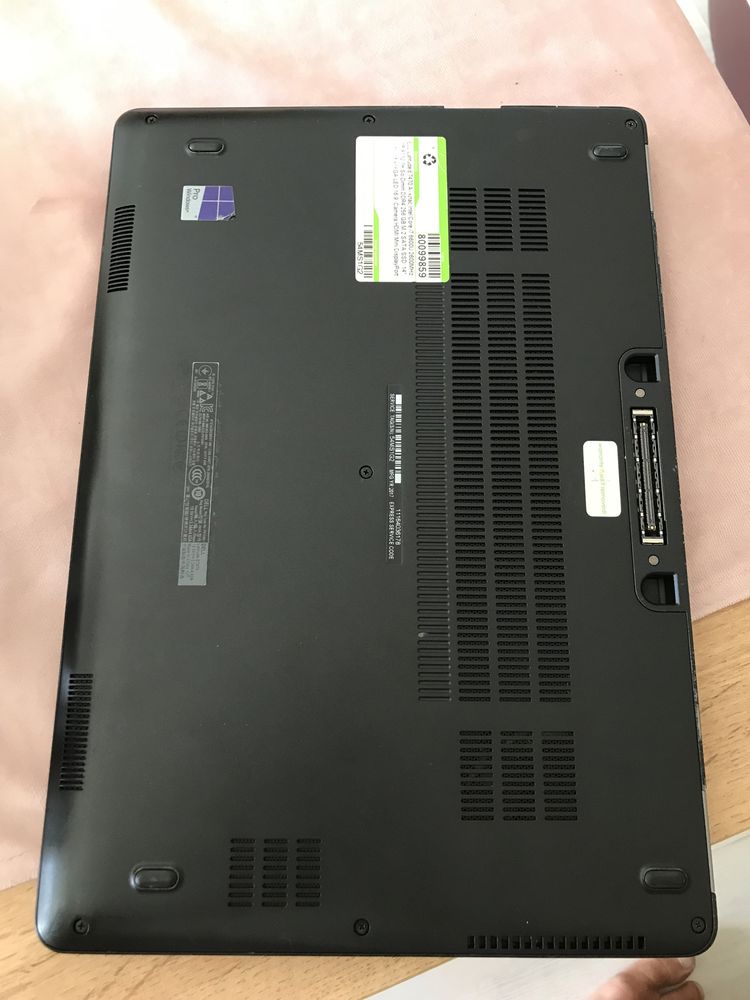 Dell latitude 7470 перфектен 14”