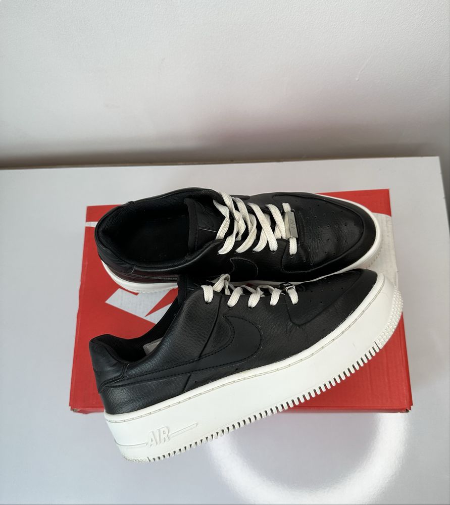 Nike Air Force 1 Sage Дамски Маратонки