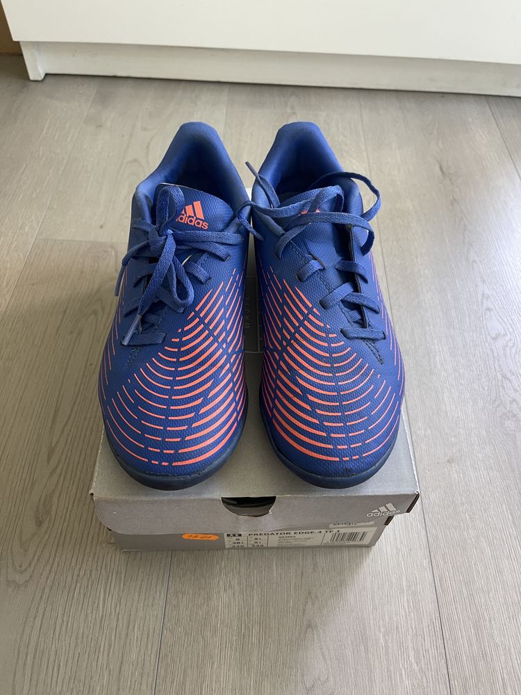 Оригинални детски бутонки Adidas/ Футболни обувки