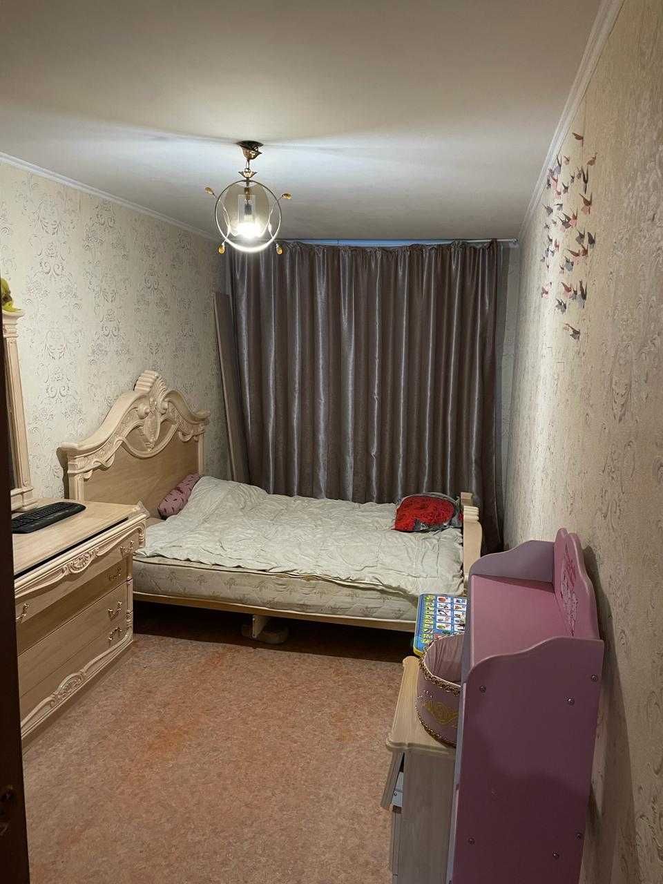 2 комнатная квартира в центре города Пушкина Абая 2 этаж