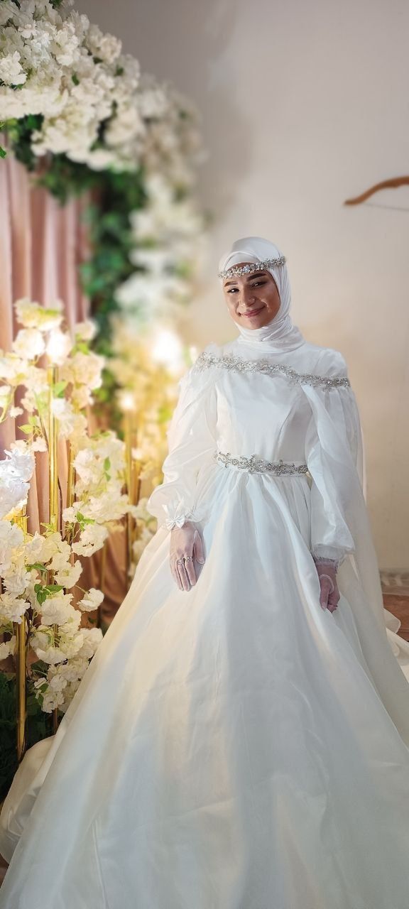 Келин куйлаклар, Свадебный платья