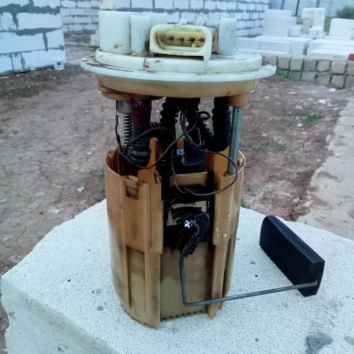 Бензонасос в сборе от приоры