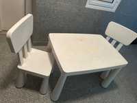 Детска маса от ИКЕА с два стола