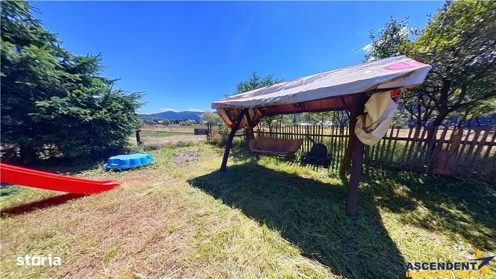 Tur 3D&FILM!!Refugiu de vacanta, in pitorescul cadru:Lunca Bradulu