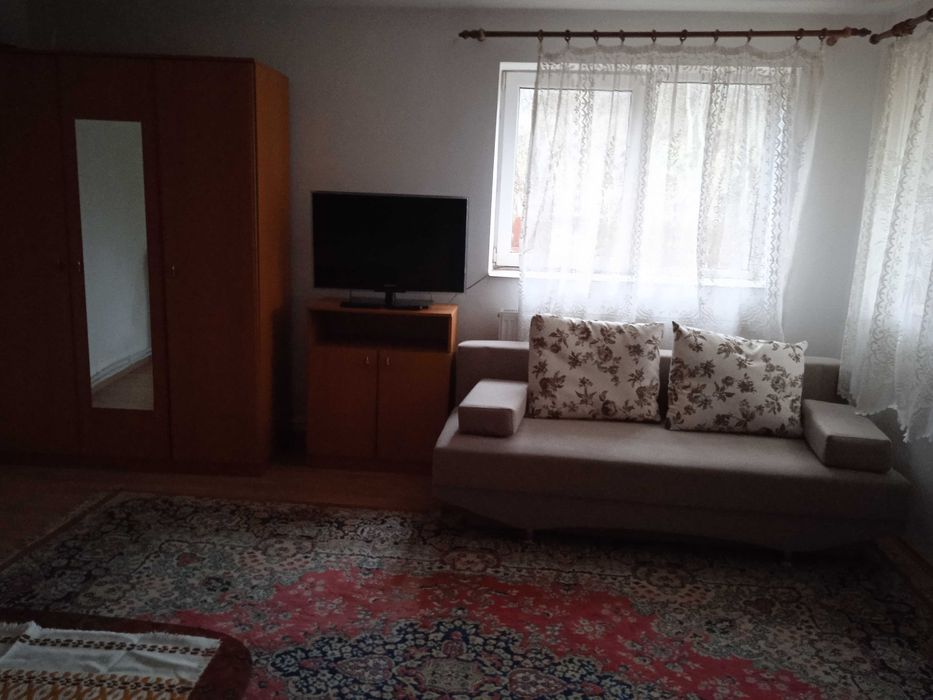 Inchiriez casa lá Tara jud.Salaj
