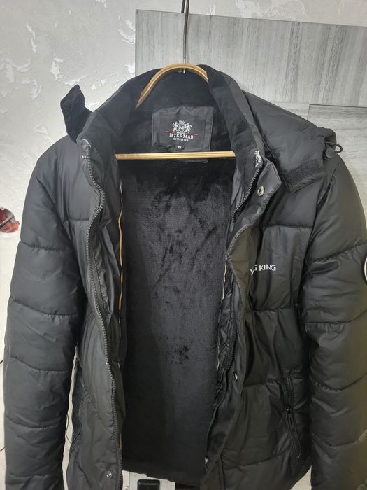 Продаётся зимняя куртка