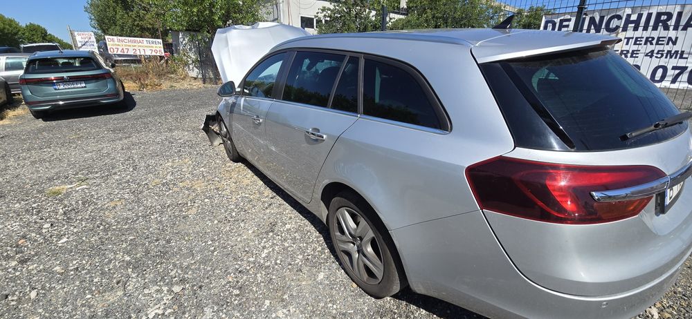 Opel insignia 2.0d 2014 avariat