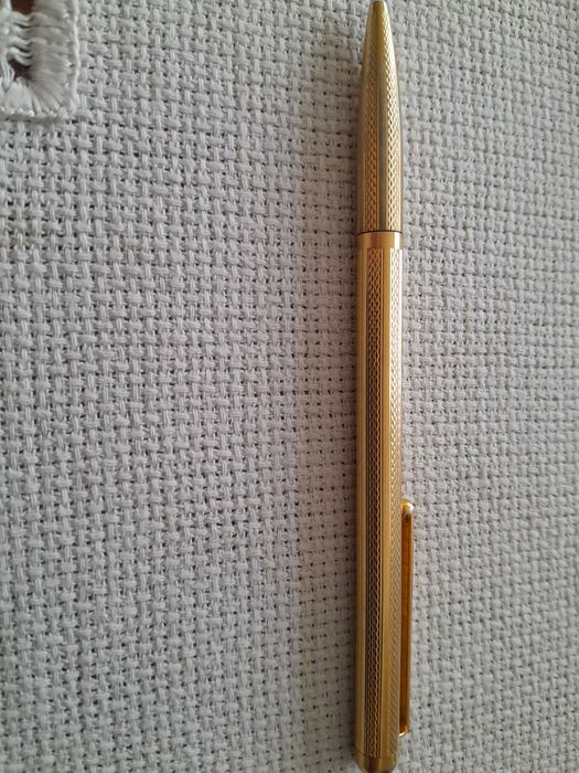 Pix Ballograf model Bacarat placat aur marcat