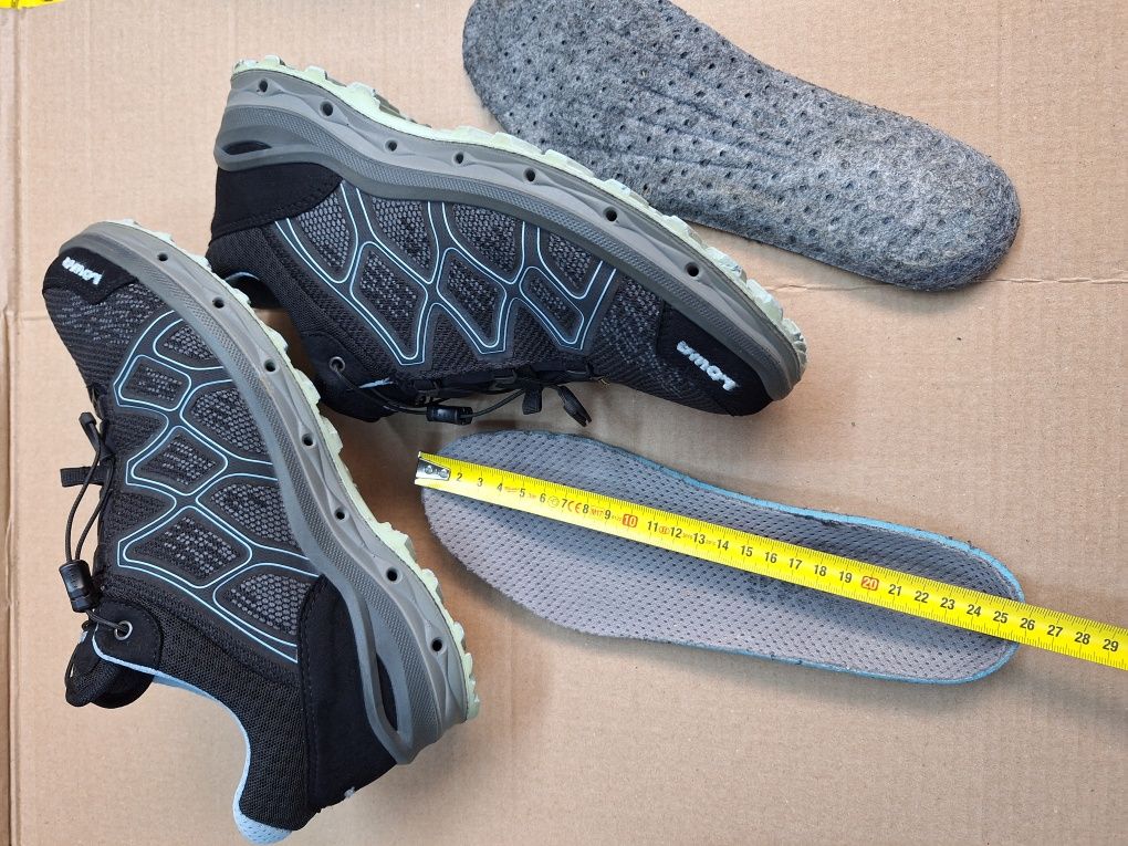 Lowa Goretex Aerox GTX Lo  în foarte bune condiții