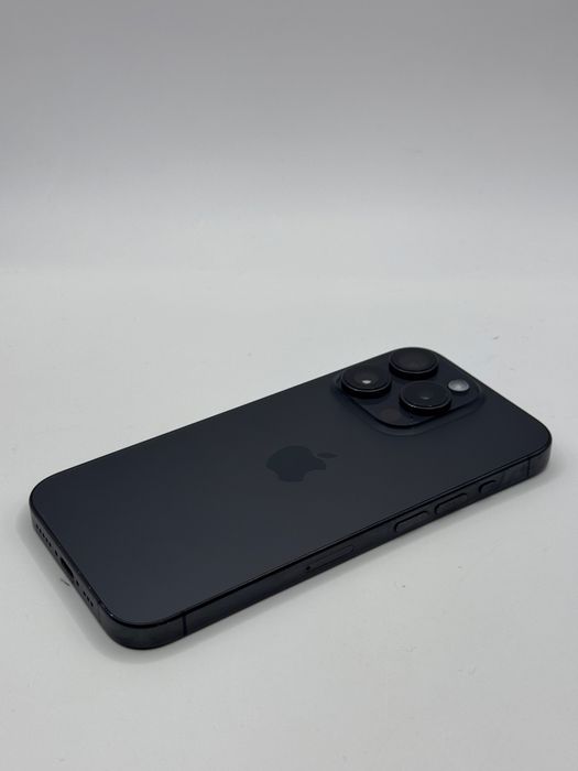 Magazin vinde iphone 15 pro 128gb 95% garantie grad B