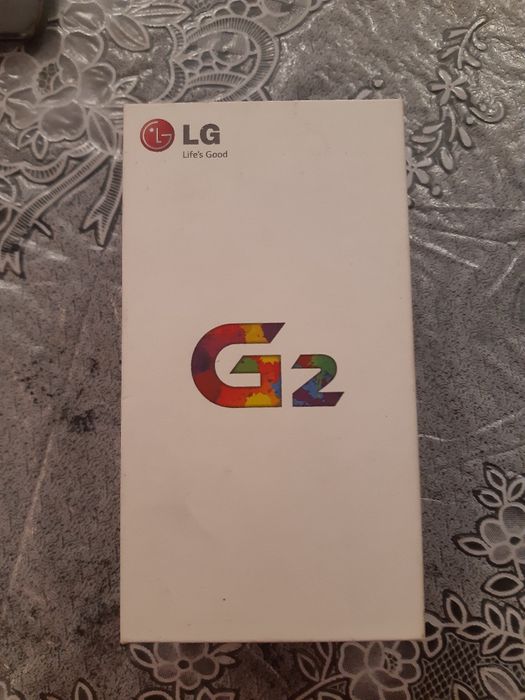 телефон LGG2 в отличен външен вид