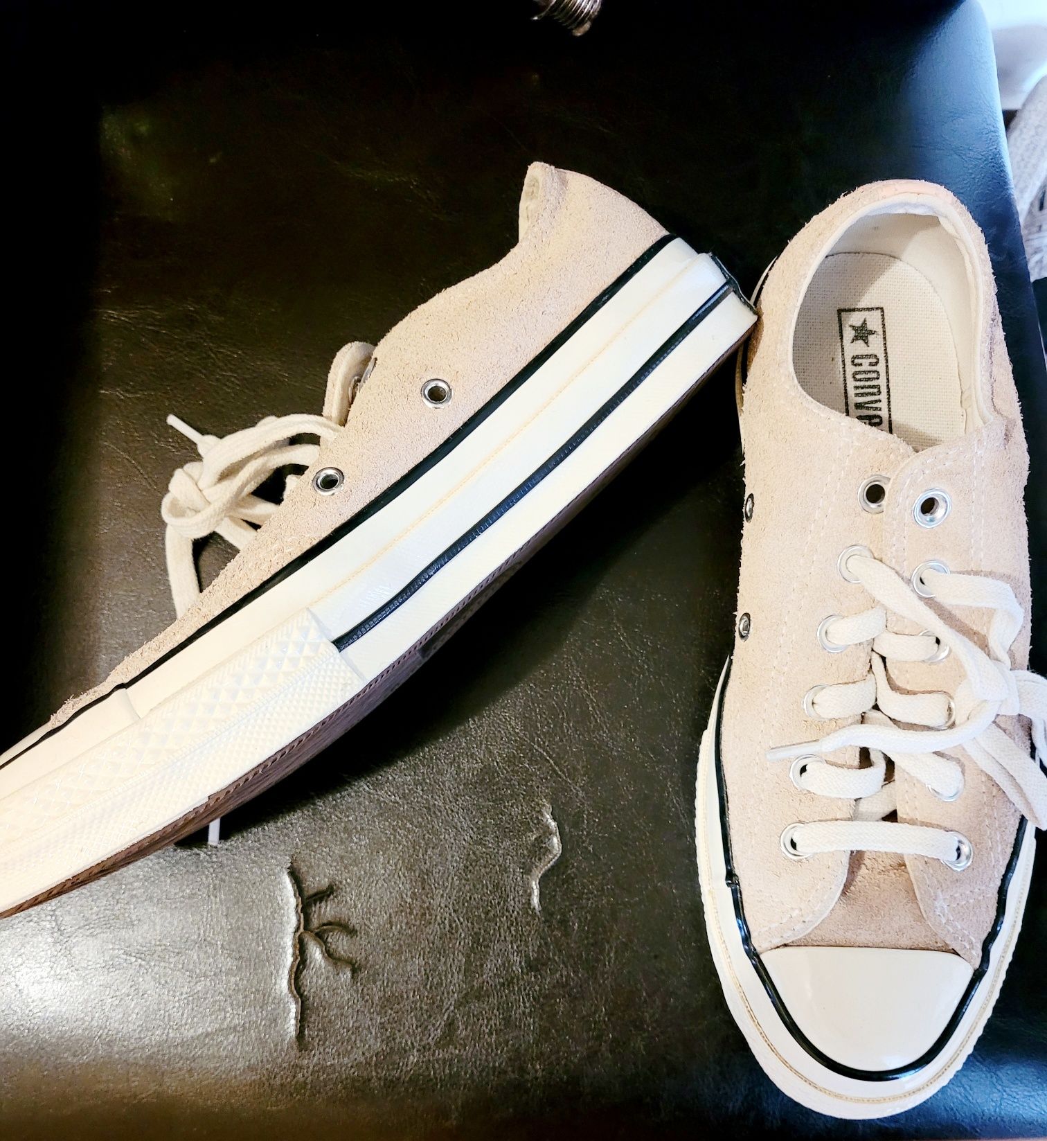 Vand tenesi din piele Converse,40