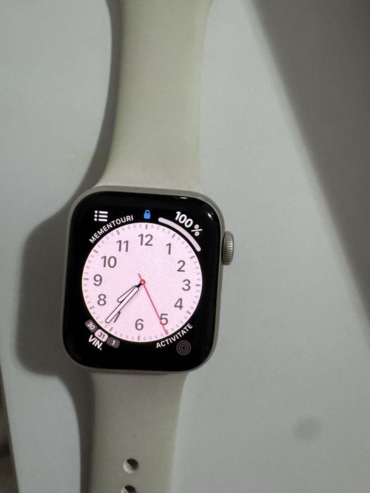 Apple Watch SE 2024, 40 mm, 99% baterie