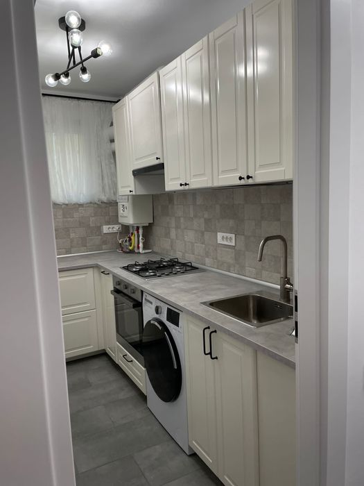 Inchiriez studio 35 mp Decebal, Vatra luminoasa, Muncii