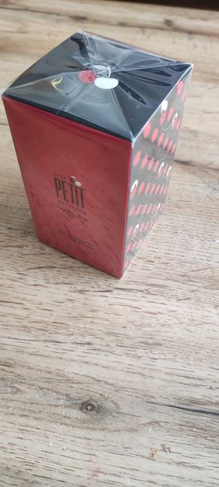 Дамски парфюми AVON и др. - различни видове