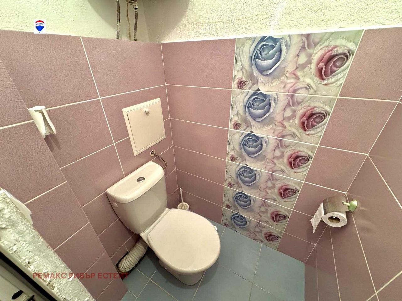 Продава се Тристаен апартамент в Русе, Чародейка - Юг - 82 кв.м за 4 €/кв.м - Снимка #14
