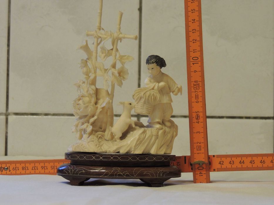 Statueta fildes sculptata manual cu detalii fine, made in China