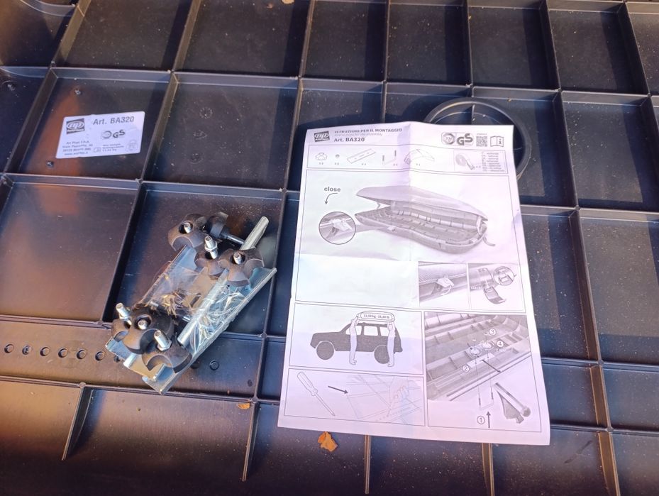 Cutie portbagaj  320 L