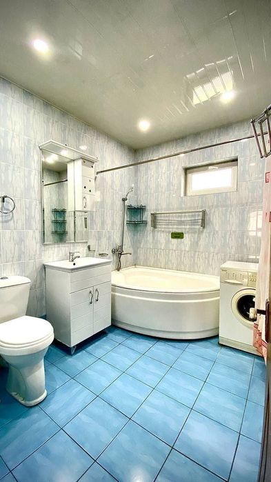 Продаётся Квартира 2/4/4 массив Госпитальный Ор-р 328 школа