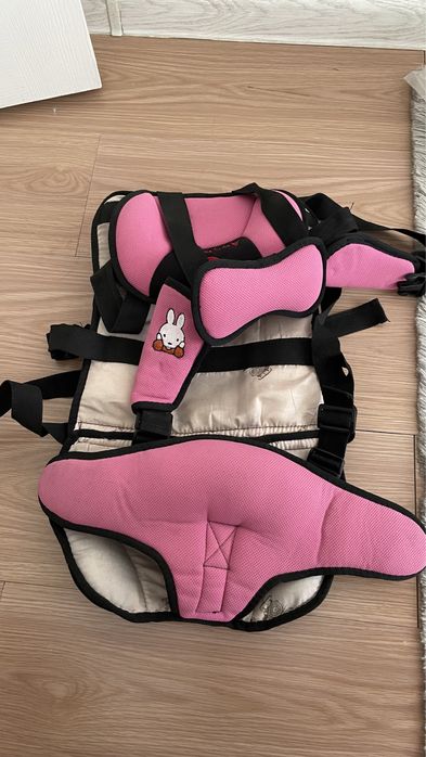 Без каркасное автокресло