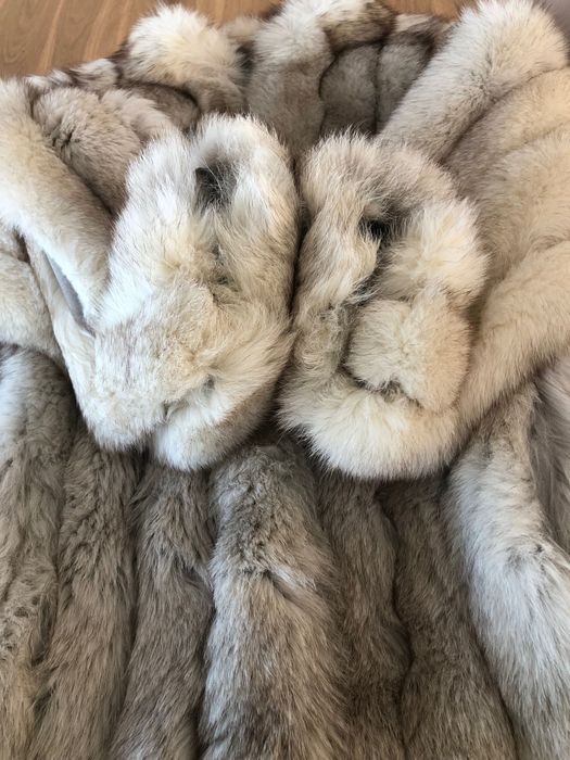 Haină blană vulpe femei mărime 42