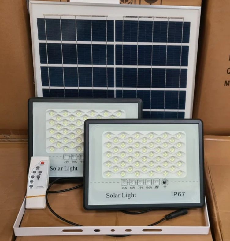 Set 2 proiector solar 80w 100w si panou fotovoltaic,lampa solara dubla