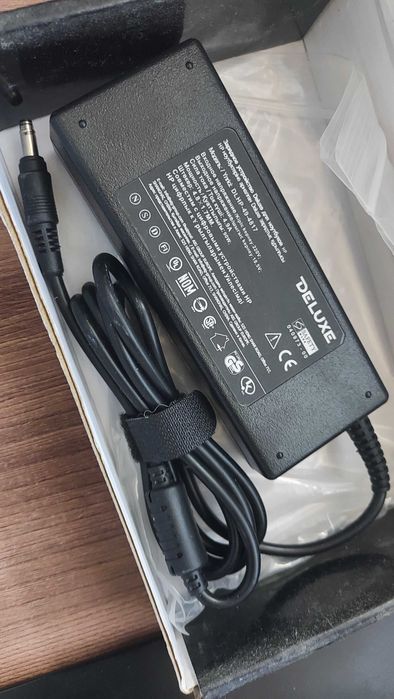 продам новые блоки питания ноутбуков дёшево, парамерты на фото