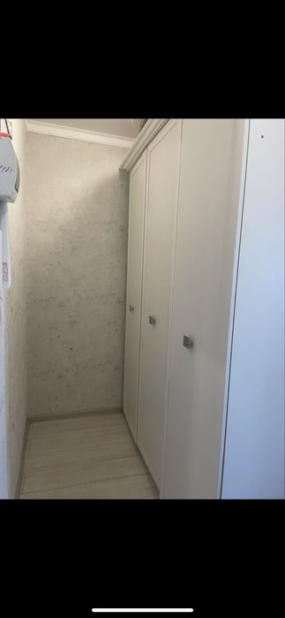 Срочно продам шкаф